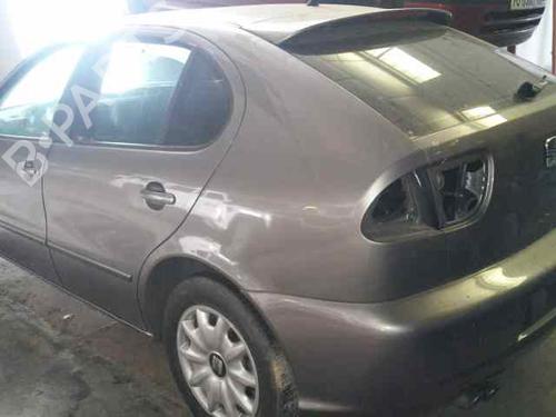 Windscreen washer tank SEAT LEON (1M1)  | BP18063152C113 