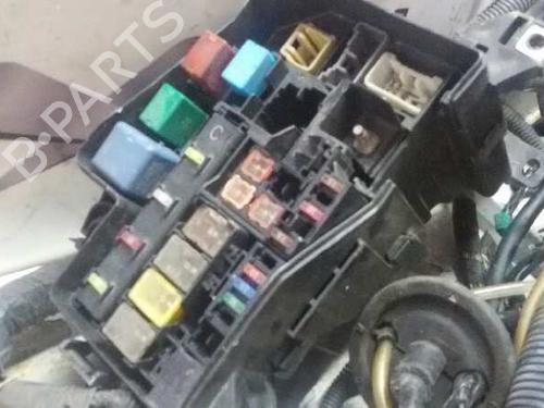Fuse box TOYOTA RAV 4 III (_A3_) 2.2 D 4WD (ALA30_, ALA30R) | BP17841986E1 