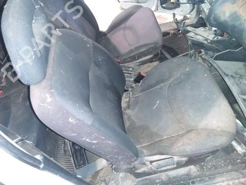 Ensemble sièges NISSAN TERRANO II (R20) 2.7 TDi 4WD (125 hp) 32033494