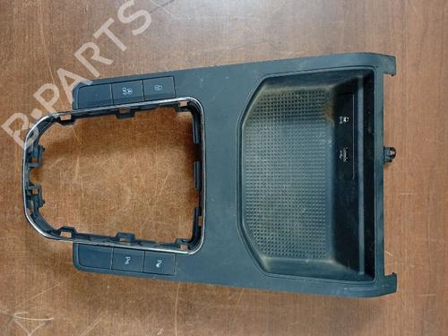 BP30300383O1 main image