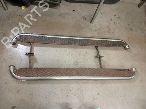 Used Step Step SSANGYONG MUSSO (FJ) 2.9 D (99 hp) 33852450 33852450