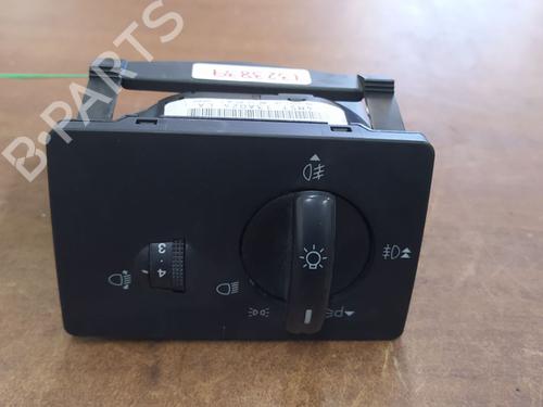 Hovedlysbryter Hovedlysbryter FORD FOCUS II (DA_, HCP, DP) [2004-2013] 37013572 37013572