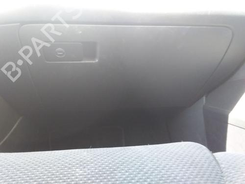 Used Glove box VW PASSAT B6 (3C2) 2.0 TDI (110 hp) 26007124