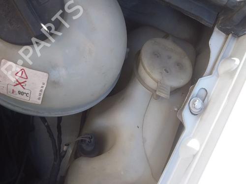 Used Windscreen washer tank MERCEDES-BENZ VITO / MIXTO Van (W639) [2003-2025]  26882924