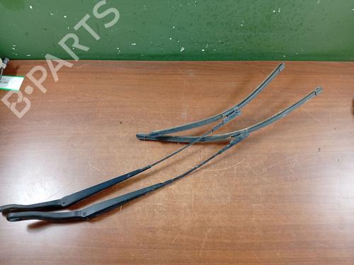 Ruitenwisserarm voor LAND ROVER FREELANDER 2 (L359) 2.2 SD4 4x4 (190 hp) 30274950