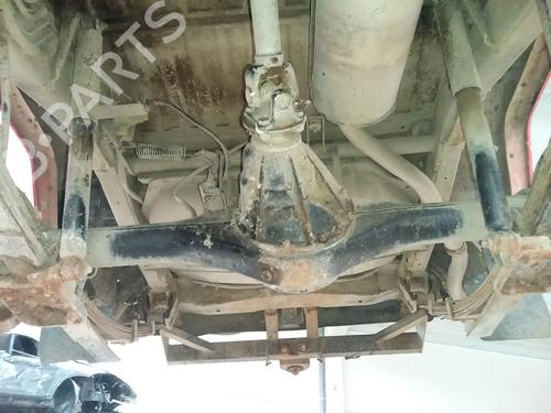 Used Rear axle NISSAN PATROL III/2 Station Wagon (W260) [1988-1998]  30727474