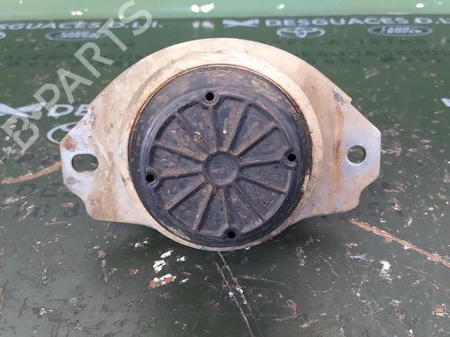 Used Engine mount LAND ROVER DISCOVERY III (L319) 2.7 TD 4x4 (190 hp) 18269273