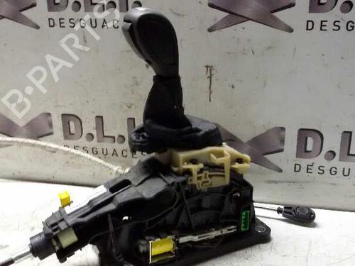 Used Gear lever LAND ROVER FREELANDER 2 (L359) 2.2 TD4 4x4 (152 hp) 17845866