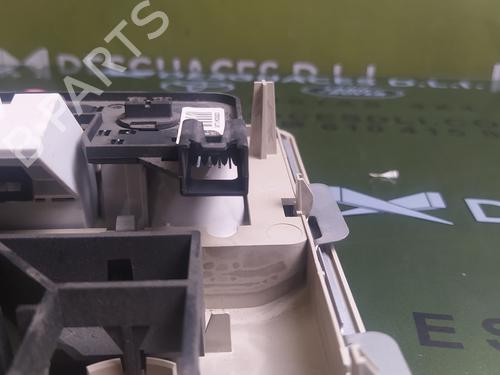 Interior roof light LAND ROVER DISCOVERY III (L319) 2.7 TD 4x4 | BP17850539I8 