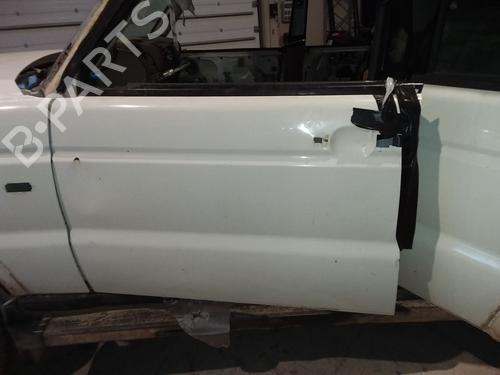 Used Left front door Left front door LAND ROVER DISCOVERY II (L318) 2.5 Td5 4x4 (139 hp) 34555454 34555454