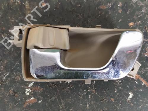 Used Front left interior door handle MITSUBISHI PAJERO IV (V8_W, V9_W) 3.2 DI-D (V88W, V98W) (170 hp) 19423807
