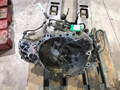 gearbox-toyota-rav-4-ii-_a2_-2000-2001-2002-2003-2004-2005-38408481 main image