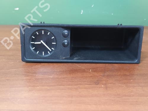Used Display monitor BMW 3 (E36) 318 tds (90 hp) 22631718