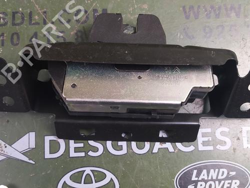 Used Tailgate lock PEUGEOT 208 I (CA_, CC_) 1.6 HDi / BlueHDi 75 (75 hp) 17849536