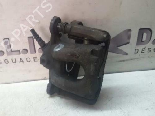 Used Right front brake caliper BMW 1 (E81) 116 i (115 hp) 17842941