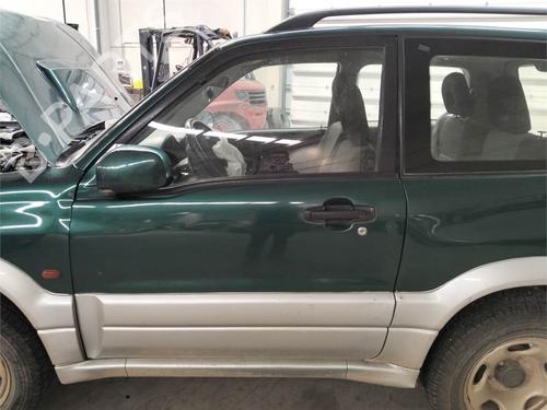 Portier links voor Portier links voor SUZUKI GRAND VITARA I (FT, HT) 2.0 HDI 110 16V 4x4 (SQ420D, TD83V, JA420WD) (109 hp) 39100255 39100255