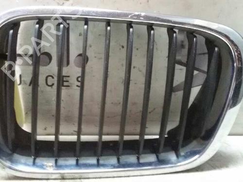 Grill BMW 3 (E46) 320 d (136 hp) 17847158