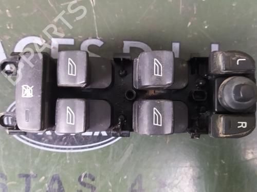 Used Left front window switch LAND ROVER FREELANDER 2 (L359) 2.2 TD4 4x4 (152 hp) 17849948