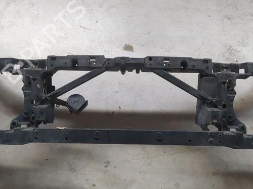 Frontplate/Frontkurv Frontplate/Frontkurv LAND ROVER DISCOVERY III (L319) [2004-2009] 37013510 37013510