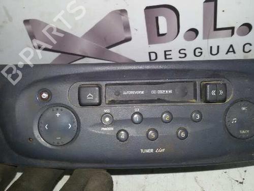 Bilradio RENAULT MEGANE I (BA0/1_) 1.4 16V (BA0D, BA1H, BA0W, BA10) (95 hp) 17841128
