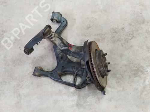 Used Left front steering knuckle LAND ROVER DISCOVERY III (L319) 2.7 TD 4x4 (190 hp) 18354988