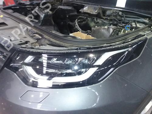 Used Left headlight LAND ROVER DISCOVERY V (L462) 2.0 Sd4 4x4 (241 hp) 31251212