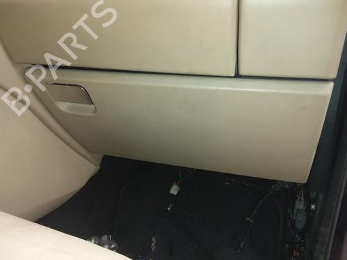 Used Glove box LAND ROVER RANGE ROVER SPORT I (L320) 3.6 D 4x4 (272 hp) 31131838