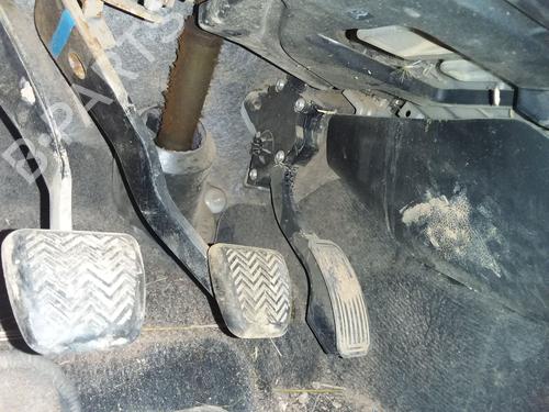 Pedal TOYOTA RAV 4 III (_A3_) [2005-2014]  31248407