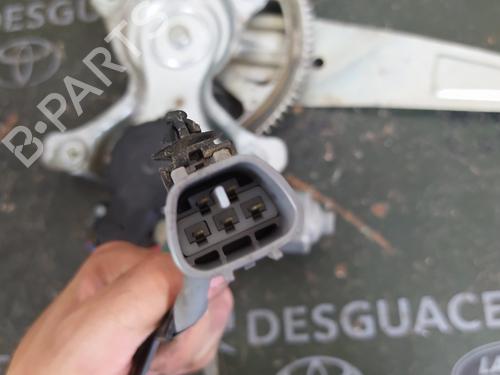 Rear right window mechanism TOYOTA LAND CRUISER 100 (_J1_) 4.2 TD (HDJ100_, HDJ100) | BP19128410C25 