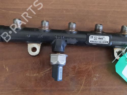 Used Injection rail Injection rail 36430774 36430774