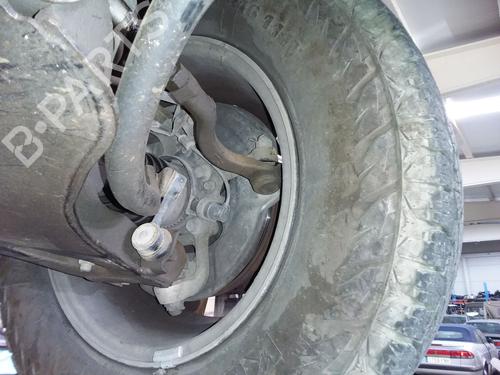 Used Left front steering knuckle MITSUBISHI L200 / TRITON (KA_T, KB_T) [2004-2018]  31613505