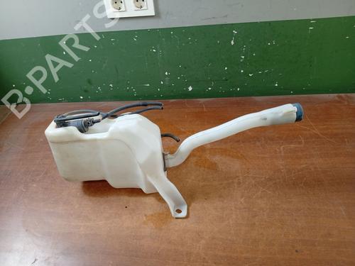 windscreen-washer-tank-alfa-romeo-giulietta-940_-2010-2011-2012-2013-2014-2015-2016-2017-2018-2019-2020-31267677 main image