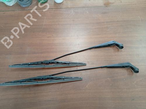 Used Front windshield wiper arm Front windshield wiper arm SUZUKI JIMNY Closed Off-Road Vehicle (SN) [1998-2026] 33852433 33852433