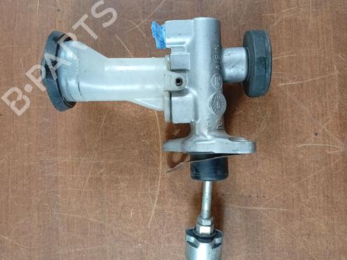 Koblingscylinder TOYOTA LAND CRUISER 90 (_J9_) 3.0 TD (KZJ90_, KZJ95_, KZJ90R, KZJ95R, KZJ90W, KZJ95W) (125 hp) 30468348