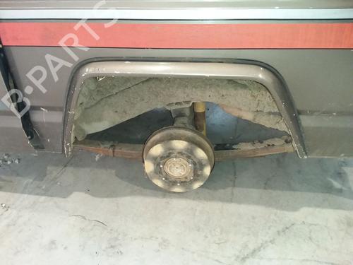 Aba guarda lamas trás esquerda NISSAN PATROL III/1 Hardtop (K160) [1979-1989]  30968298