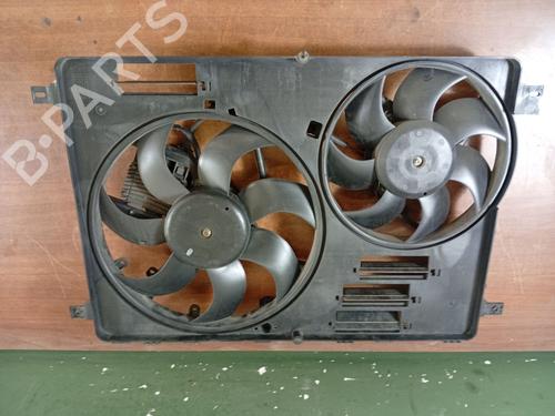 radiator-fan-land-rover-discovery-sport-l550-22-d-4x4-2014-17853607 main image