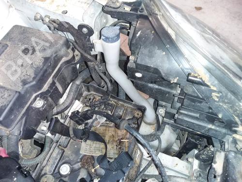 windscreen-washer-tank-alfa-romeo-giulietta-940_-2010-2011-2012-2013-2014-2015-2016-2017-2018-2019-2020-31267677 main image