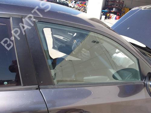 Used Front right door window BMW 1 (E87) 120 d (163 hp) 25710205