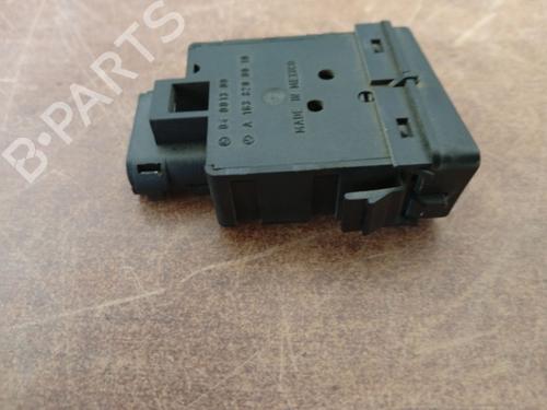 Used Headlight switch Headlight switch RENAULT KANGOO Express (FC0/1_) [1997-2026] 33262681 33262681
