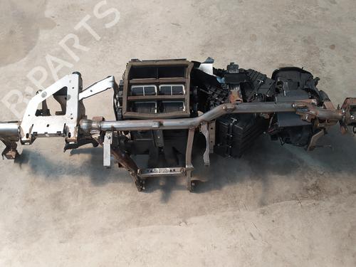 Used Heater matrix box PORSCHE CAYENNE (92A) 3.0 Diesel (239 hp) 17848850