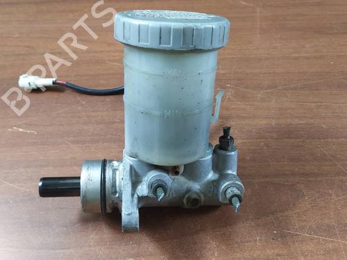 Used Brake master cylinder SUZUKI VITARA (ET, TA, TD) 1.9 D All-wheel Drive (SE419TD) (75 hp) 24033563