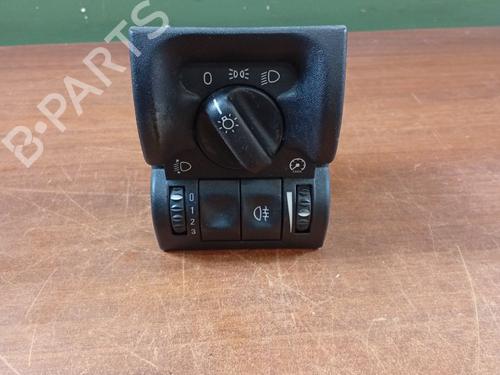 Used Headlight switch OPEL VECTRA B Hatchback (J96) [1995-2003]  29581948