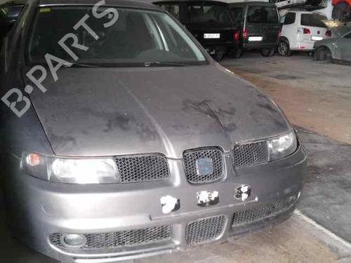Windscreen washer tank SEAT LEON (1M1)  | BP18063152C113 