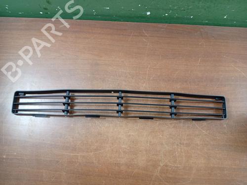 Used Grille FORD FOCUS I (DAW, DBW) [1998-2009]  31043754