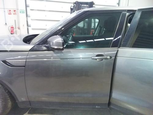 Used Left front door LAND ROVER DISCOVERY V (L462) 2.0 Sd4 4x4 (241 hp) 31251495