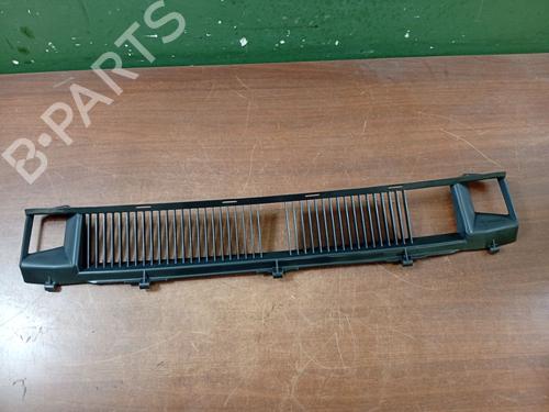 Used Grille FORD SIERRA II (GBG, GB4) [1987-1993]  31068337