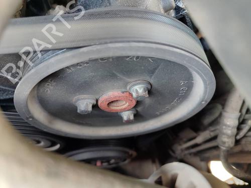 Used Steering pump MERCEDES-BENZ M-CLASS (W163) ML 270 CDI (163.113) (163 hp) 18019582