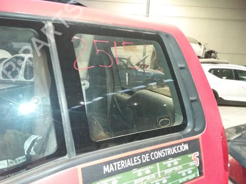 Panel rute bak venstre FORD MAVERICK (UDS, UNS) 2.7 TD (100 hp) 31761118