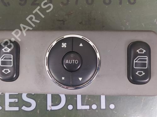 Commande Chauffage MERCEDES-BENZ M-CLASS (W163) ML 270 CDI (163.113) (163 hp) 17840276
