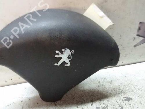 Used Driver airbag PEUGEOT 307 Break (3E) 2.0 HDI 110 (107 hp) 17840513